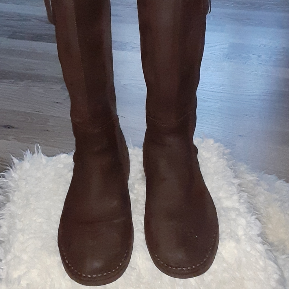 Ugg Elly Boots